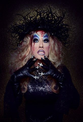 The fabulous Peaches Christ, rockin' it as usual.